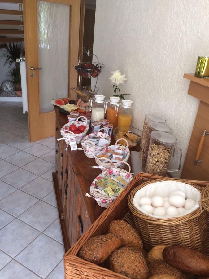 Pension Schmitz Serrig Exteriör bild